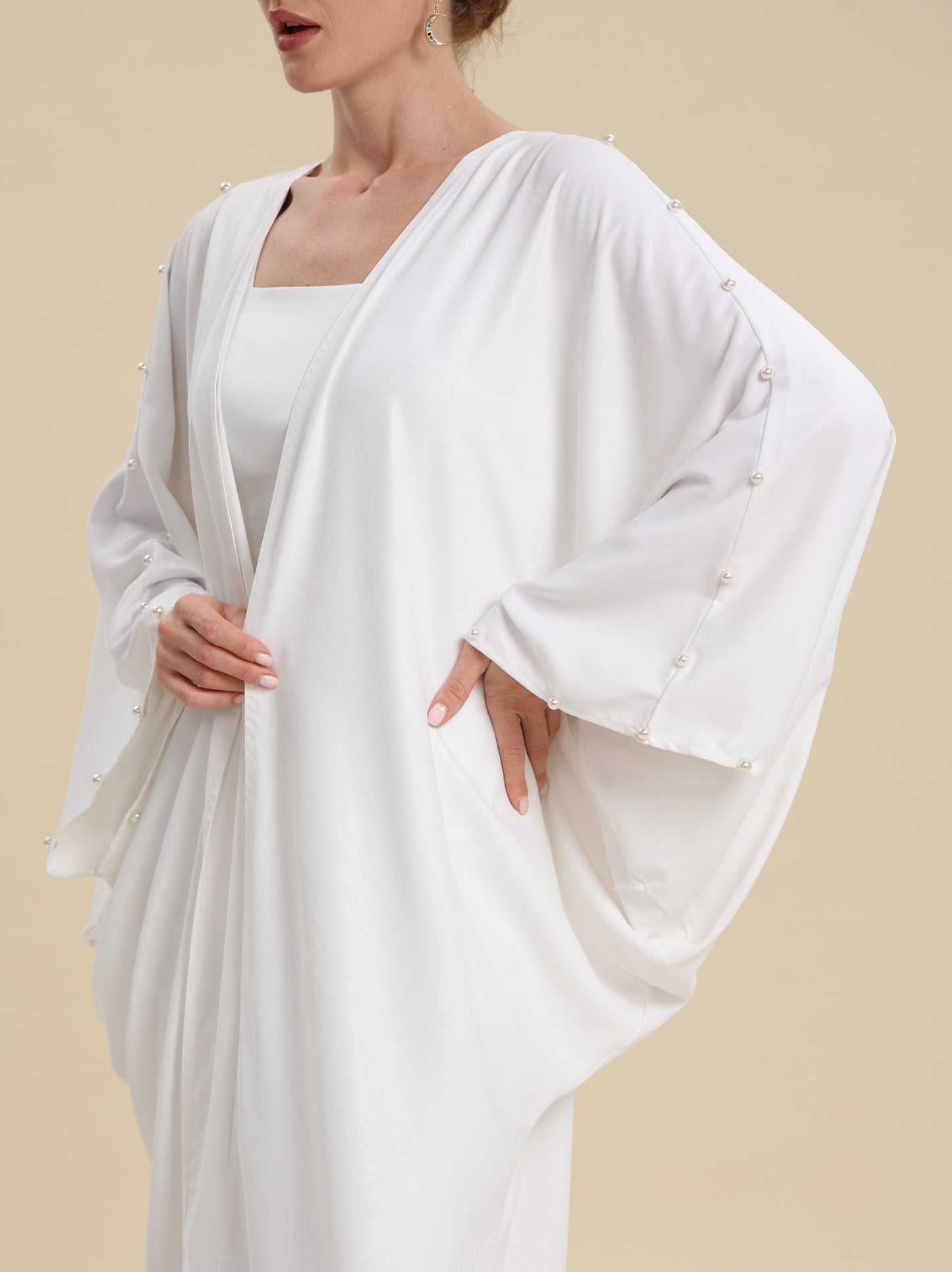 WHITE JAQUARD ABAYA