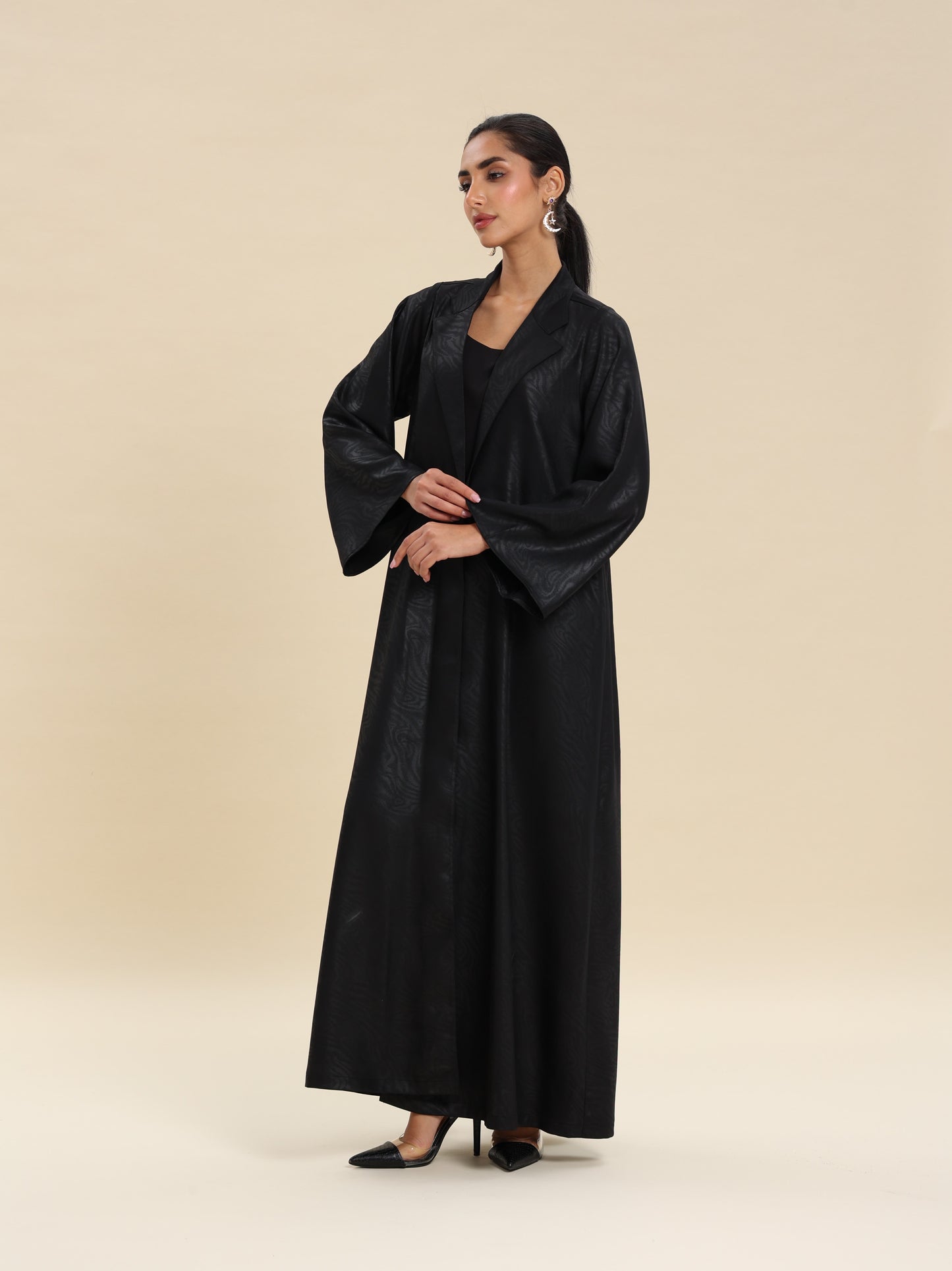 BLACK JAQUARD ABAYA