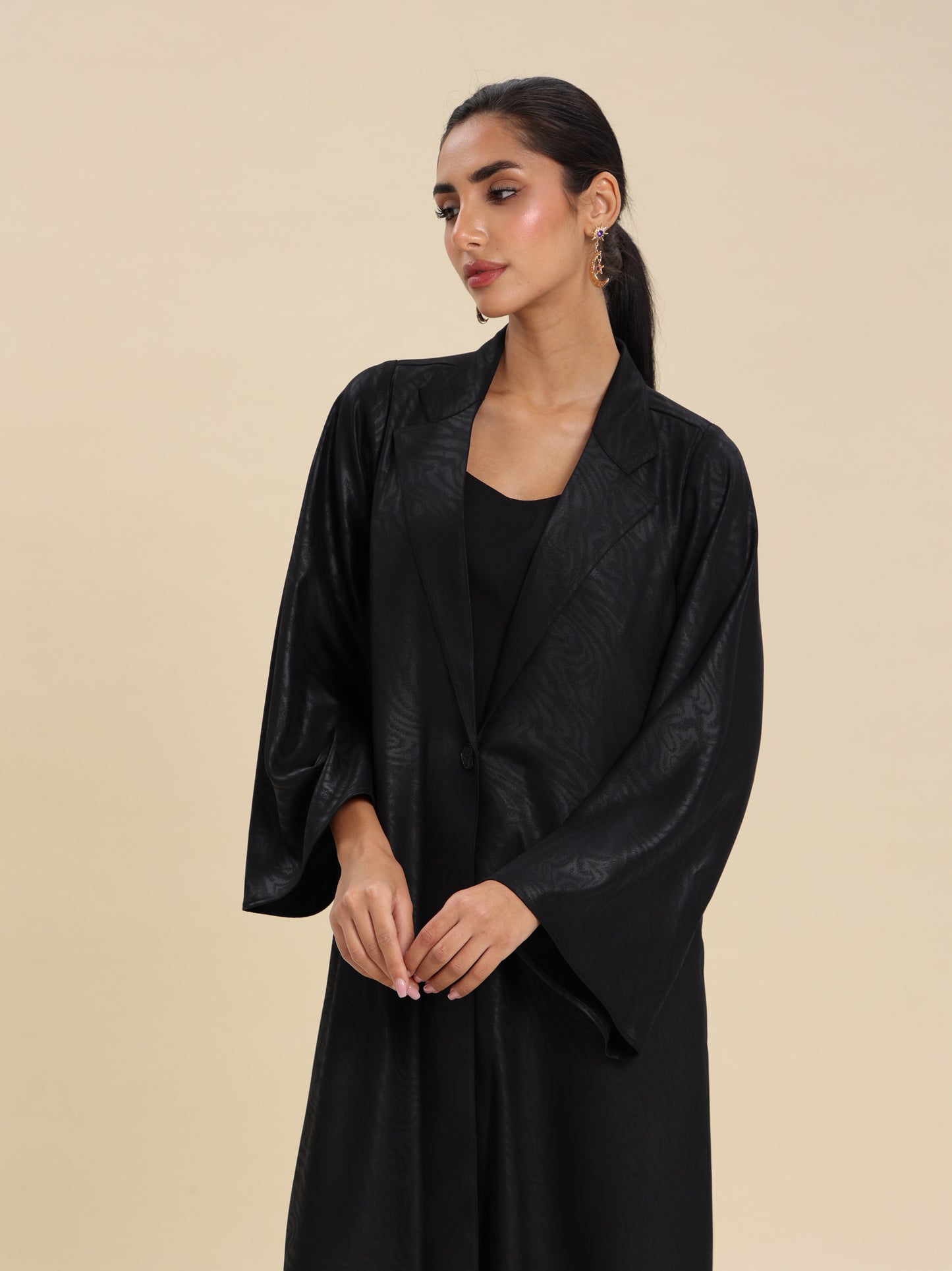BLACK JAQUARD ABAYA