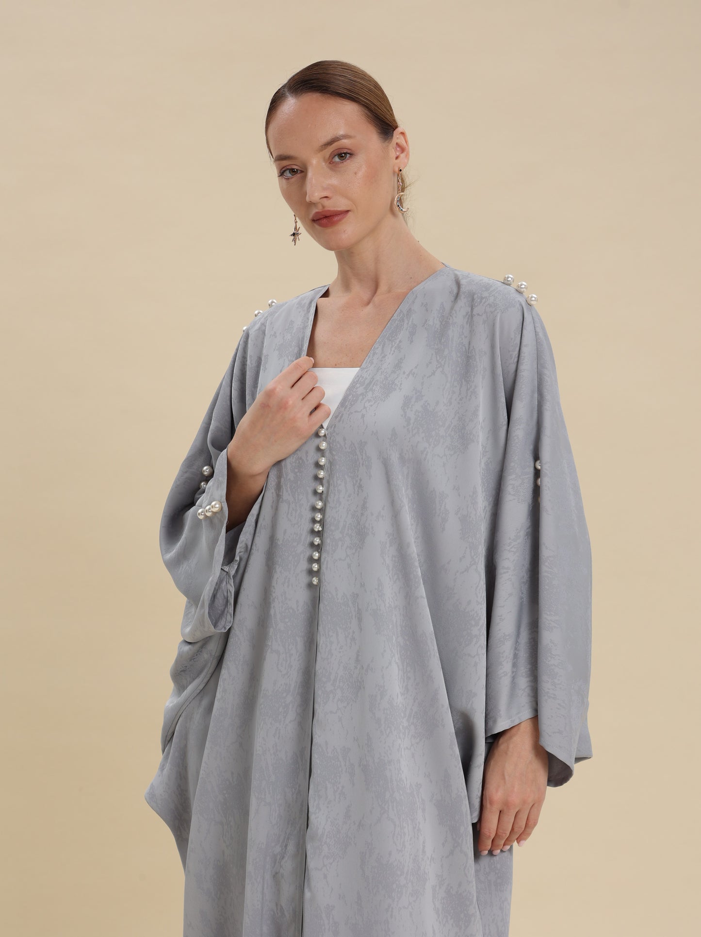 GRAY BROCKET ABAYA