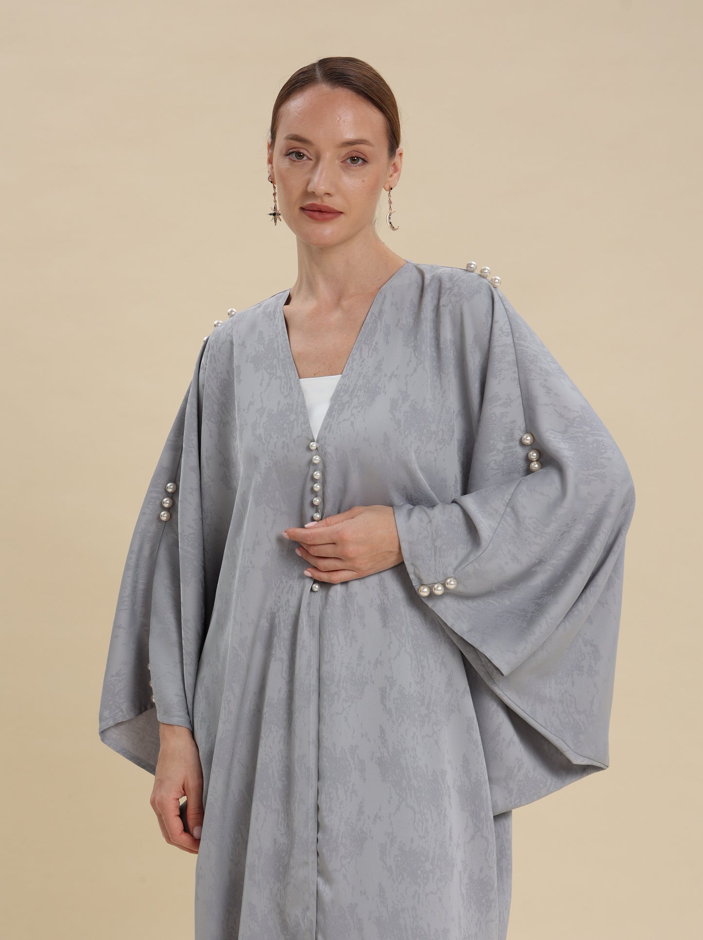 GRAY BROCKET ABAYA