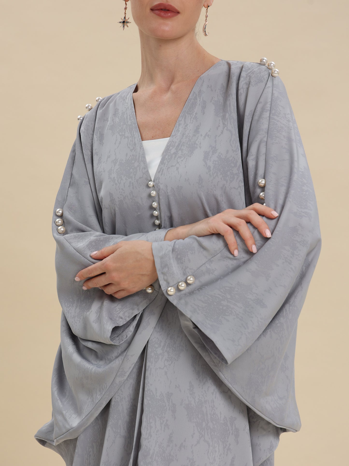 GRAY BROCKET ABAYA