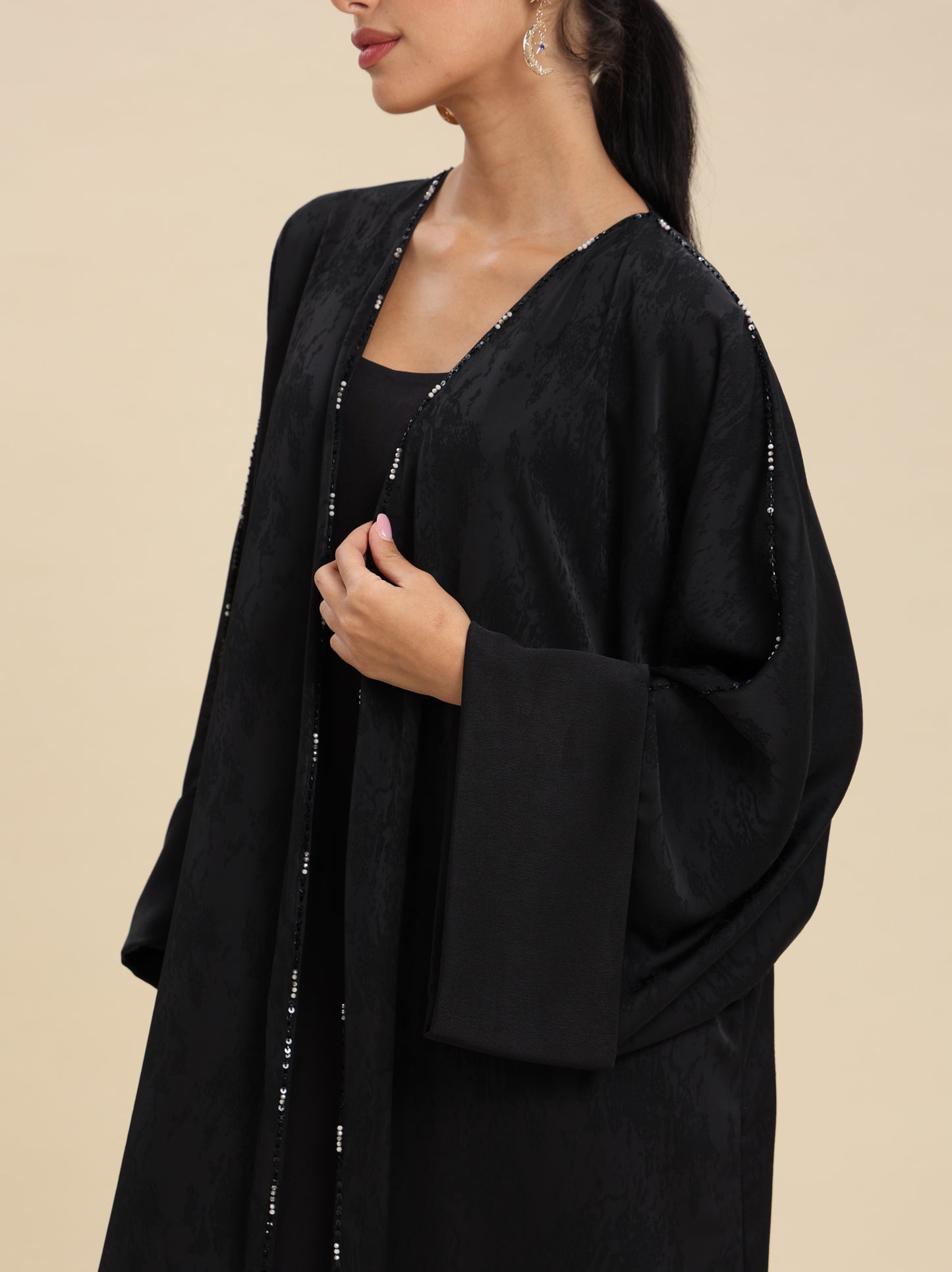 BLACK BROCKET ABAYA