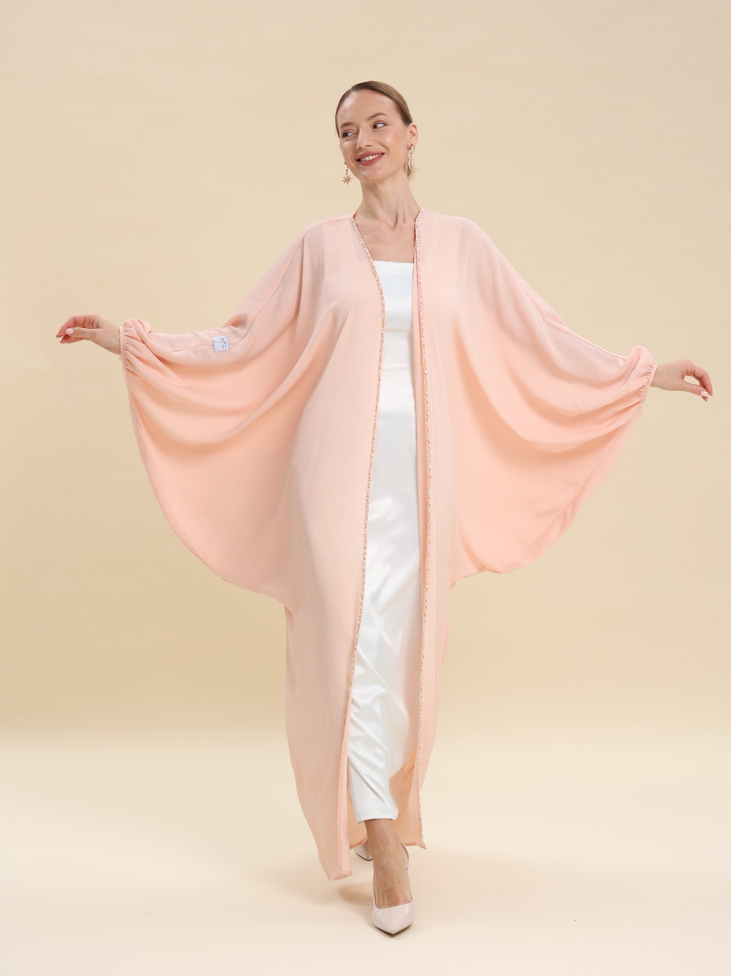 CREASE CREPE PEACH BISHT
