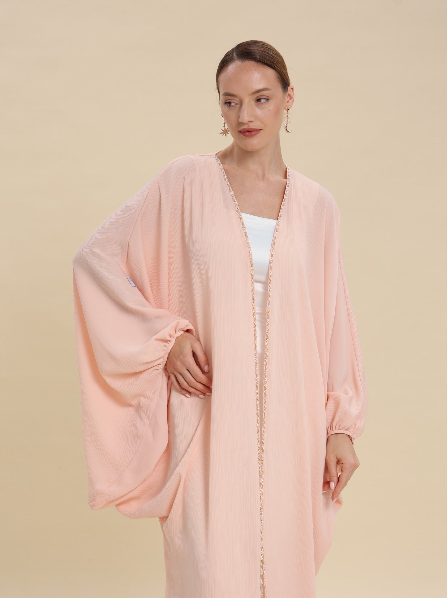 CREASE CREPE PEACH BISHT