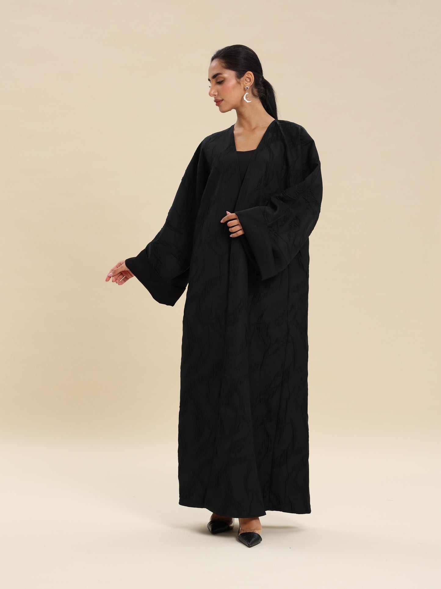 BLACK BROCKET ABAYA
