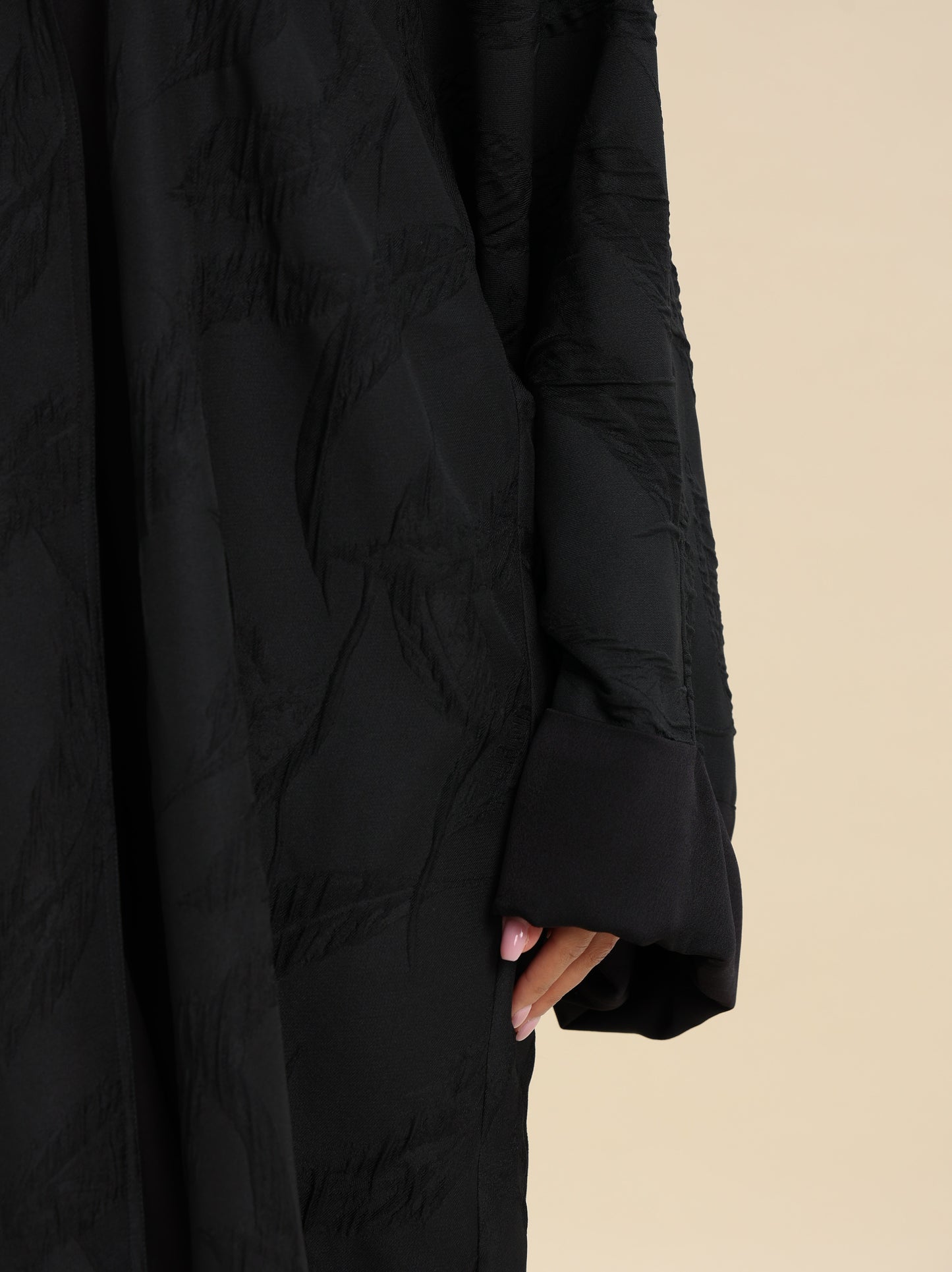 BLACK BROCKET ABAYA