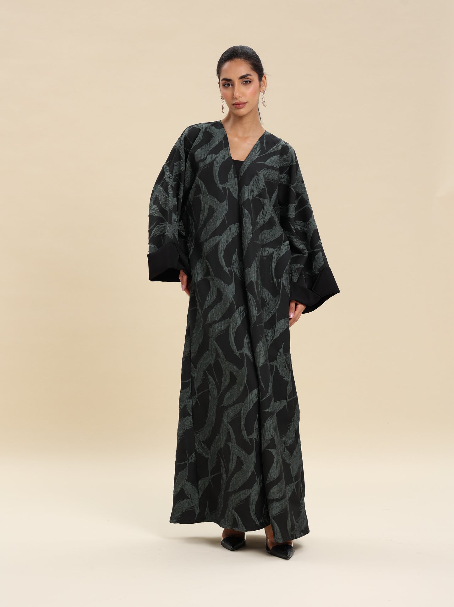 BROCKET BALCK GREEN ABAYA