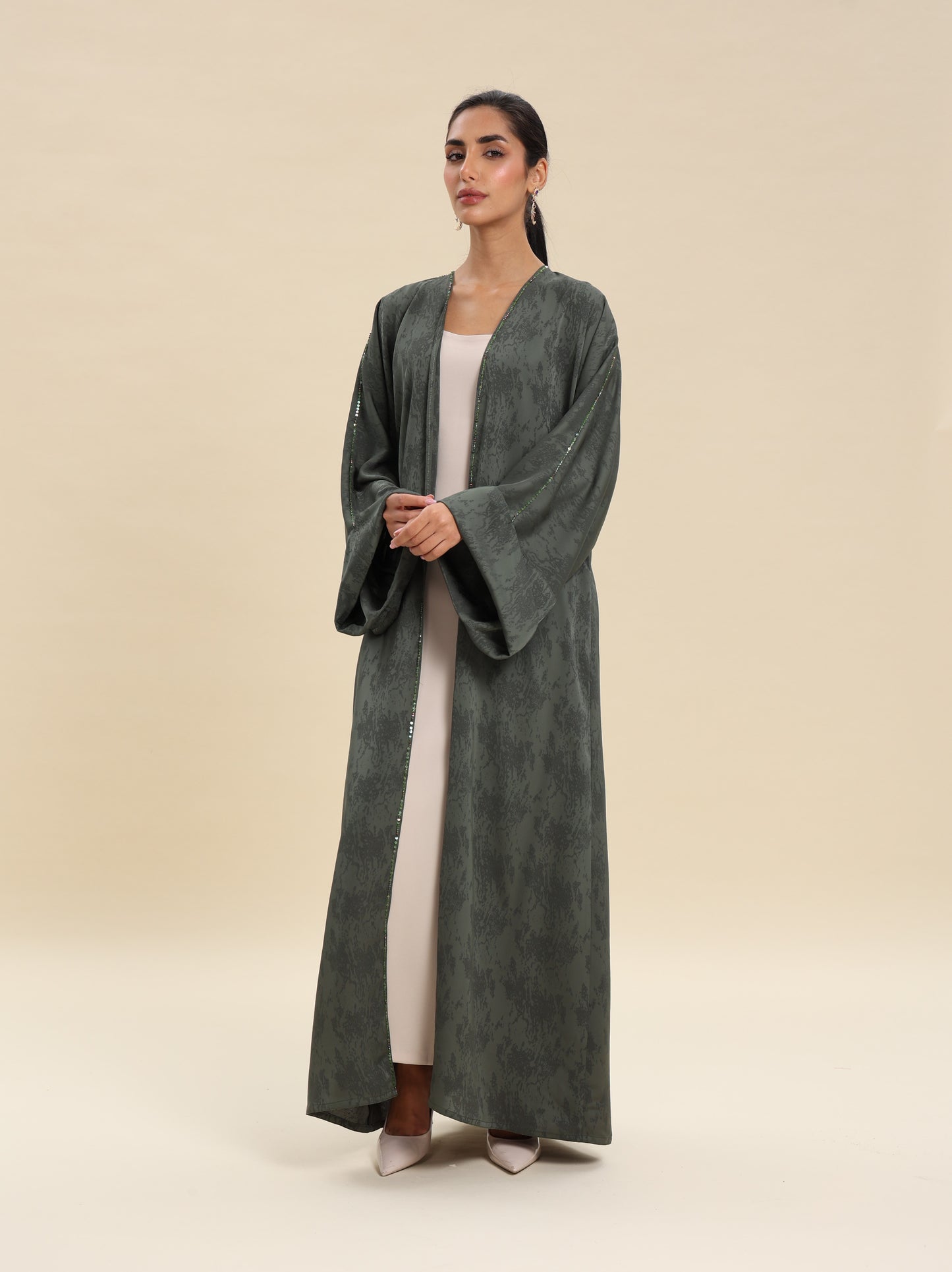 JAQAURD SATIN ABBAYA OLIVE