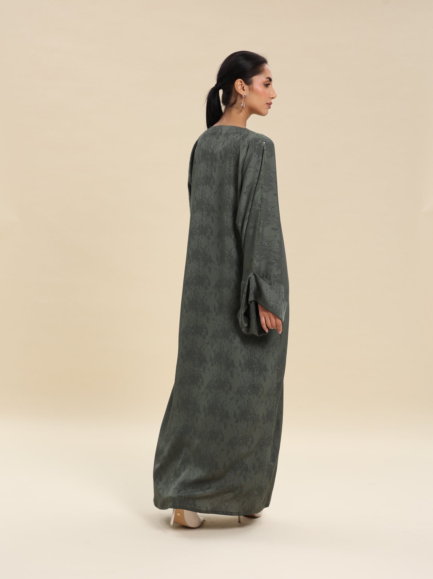 JAQAURD SATIN ABBAYA OLIVE