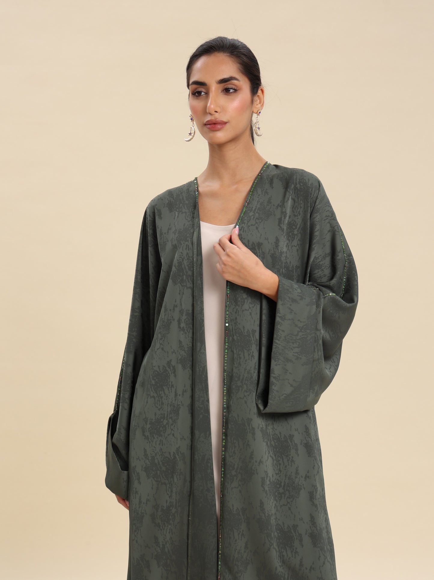 JAQAURD SATIN ABBAYA OLIVE