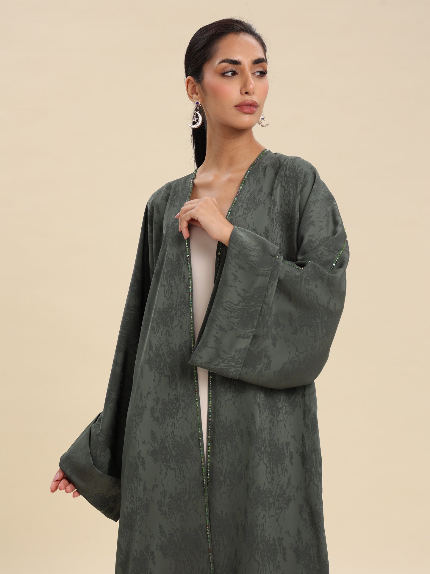 JAQAURD SATIN ABBAYA OLIVE