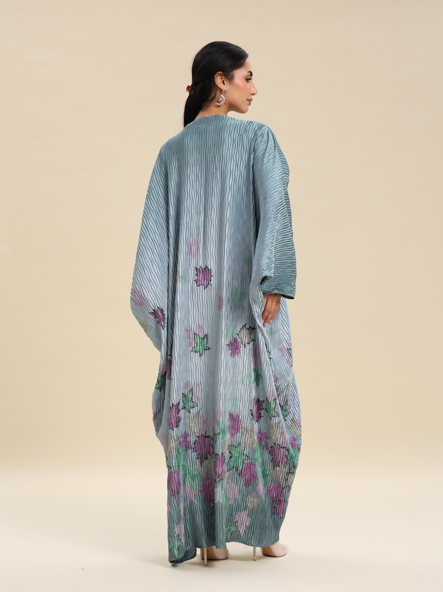 CREASE CREPE PRINTED BISHT