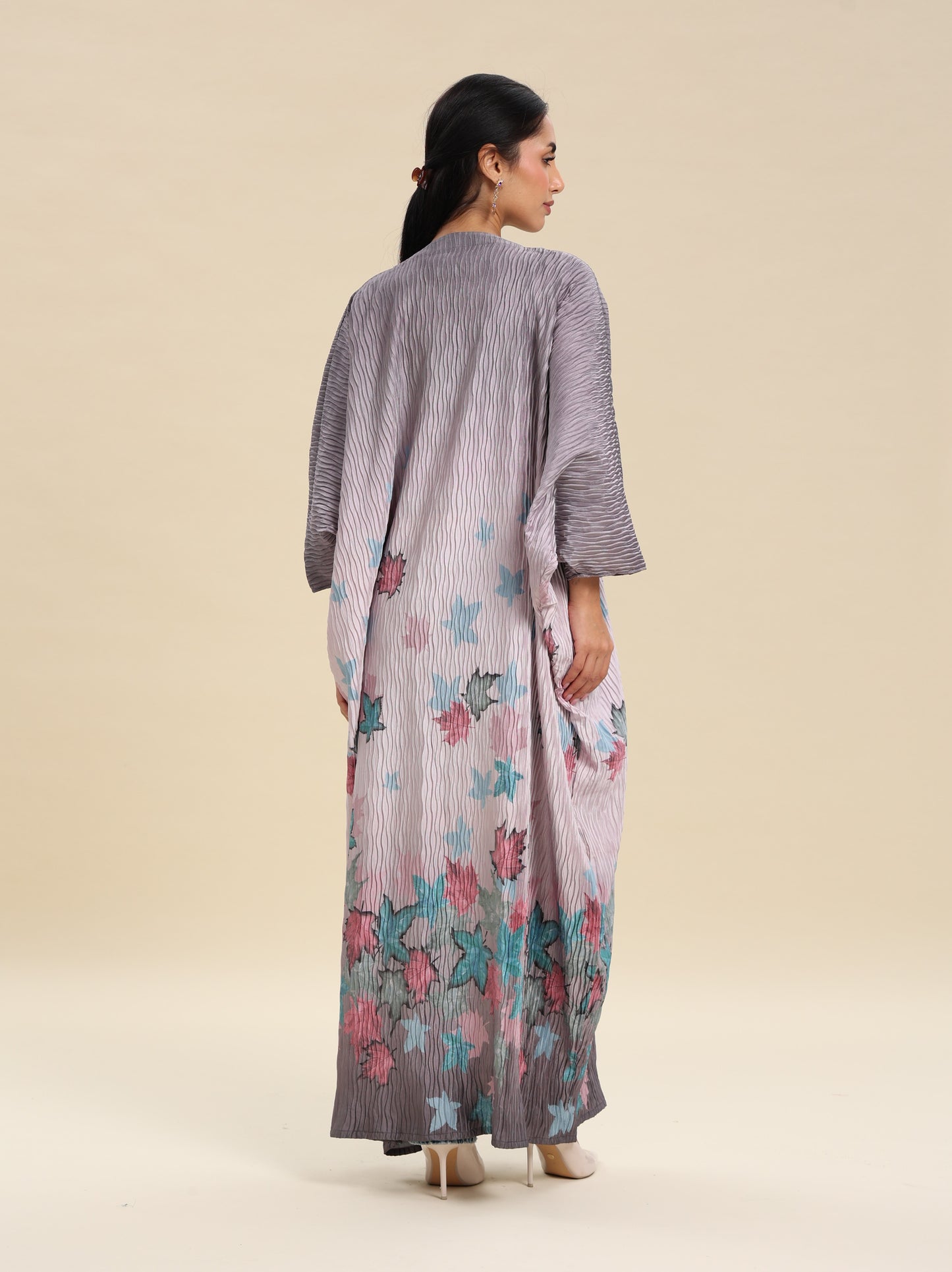 CREASE CREPE PRINTED BISHT