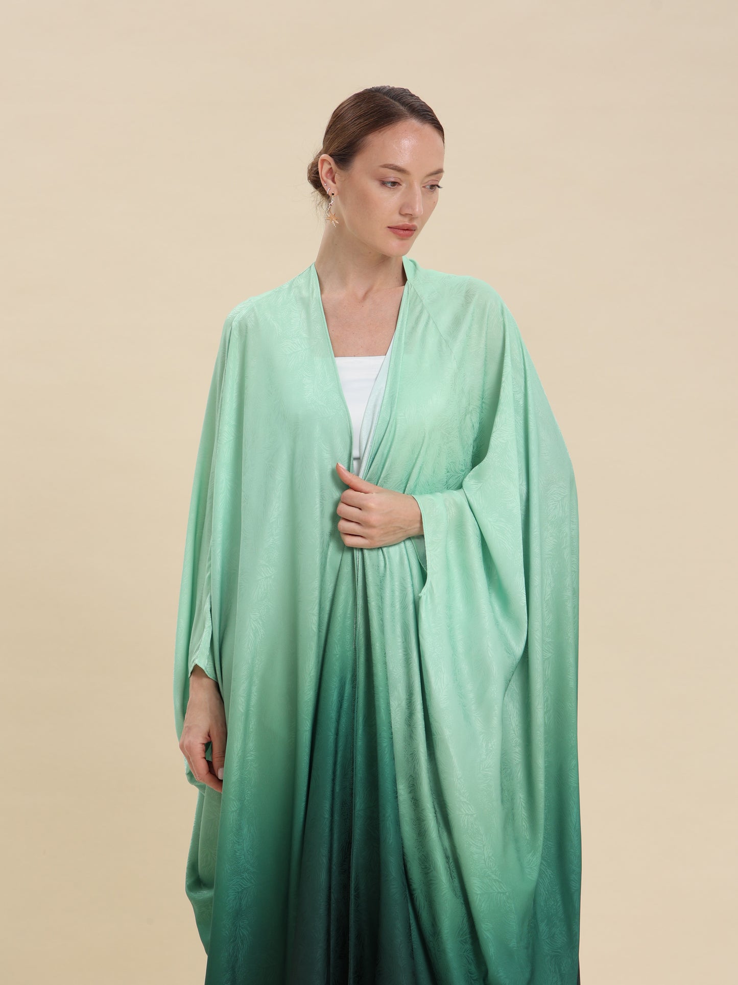 JAQUARD SATIN OMBER GREEN BISHT