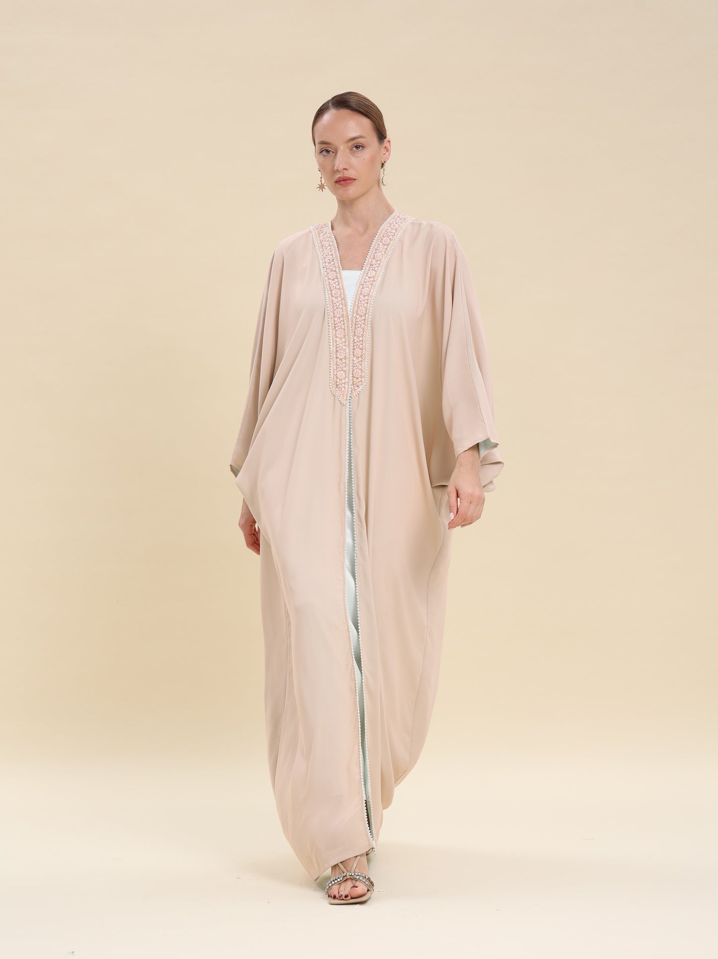 CREPE BISHT DUSTY PINK