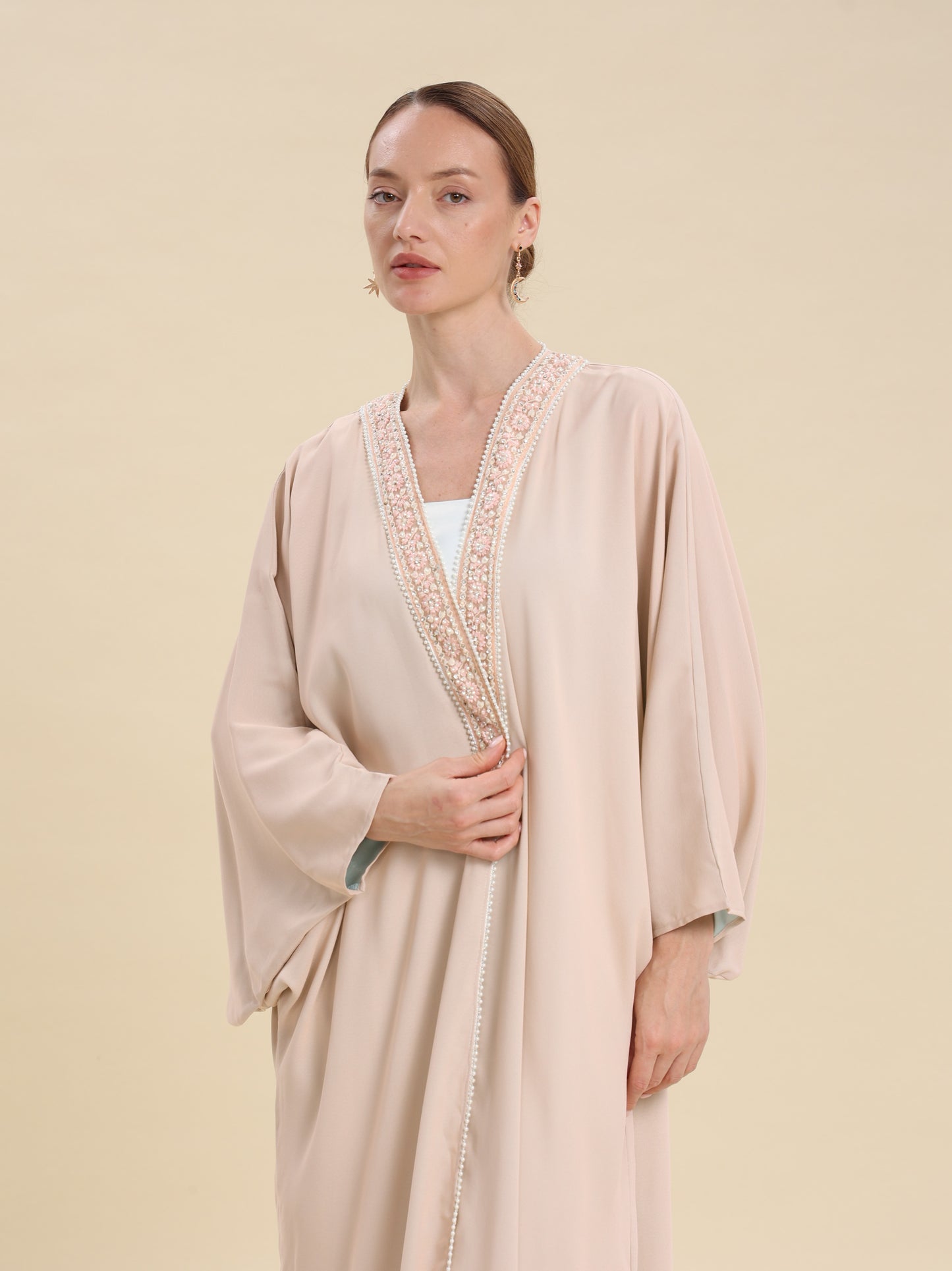 CREPE BISHT DUSTY PINK