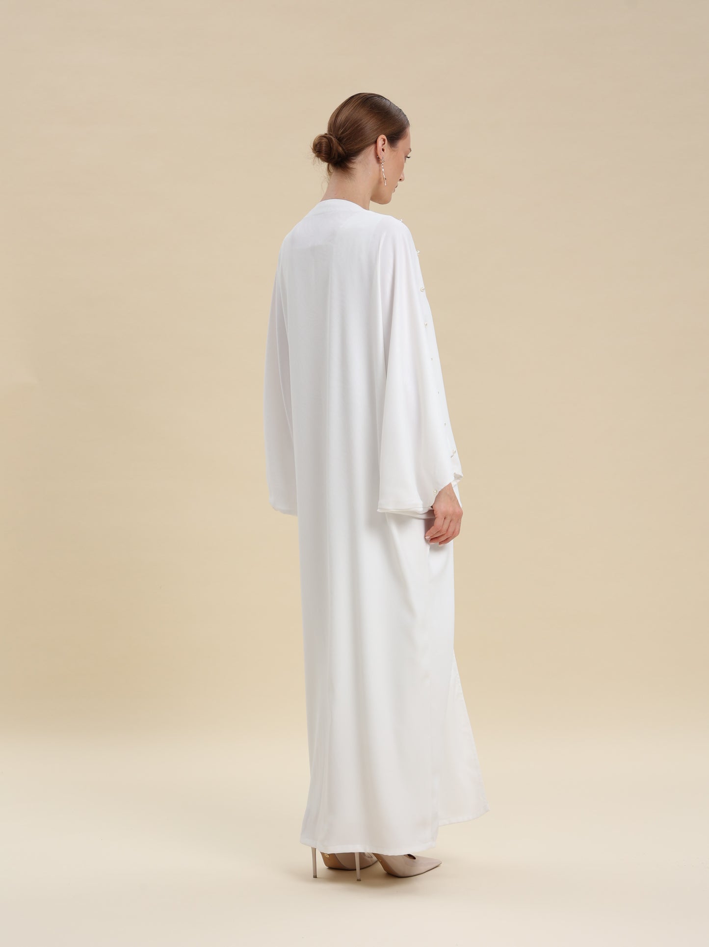 WHITE JAQUARD ABAYA