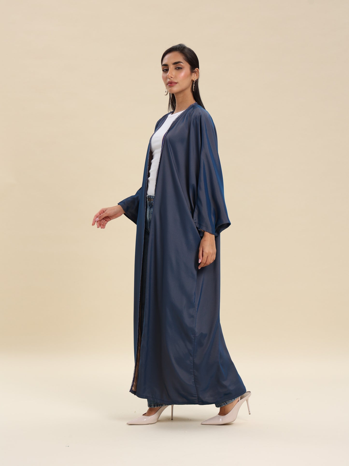 NAVY BLUE CREPE BISHT REVERSE GOLD