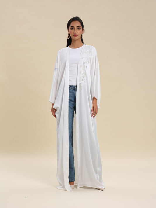 LILLY PETAL SATIN WHITE BISHT