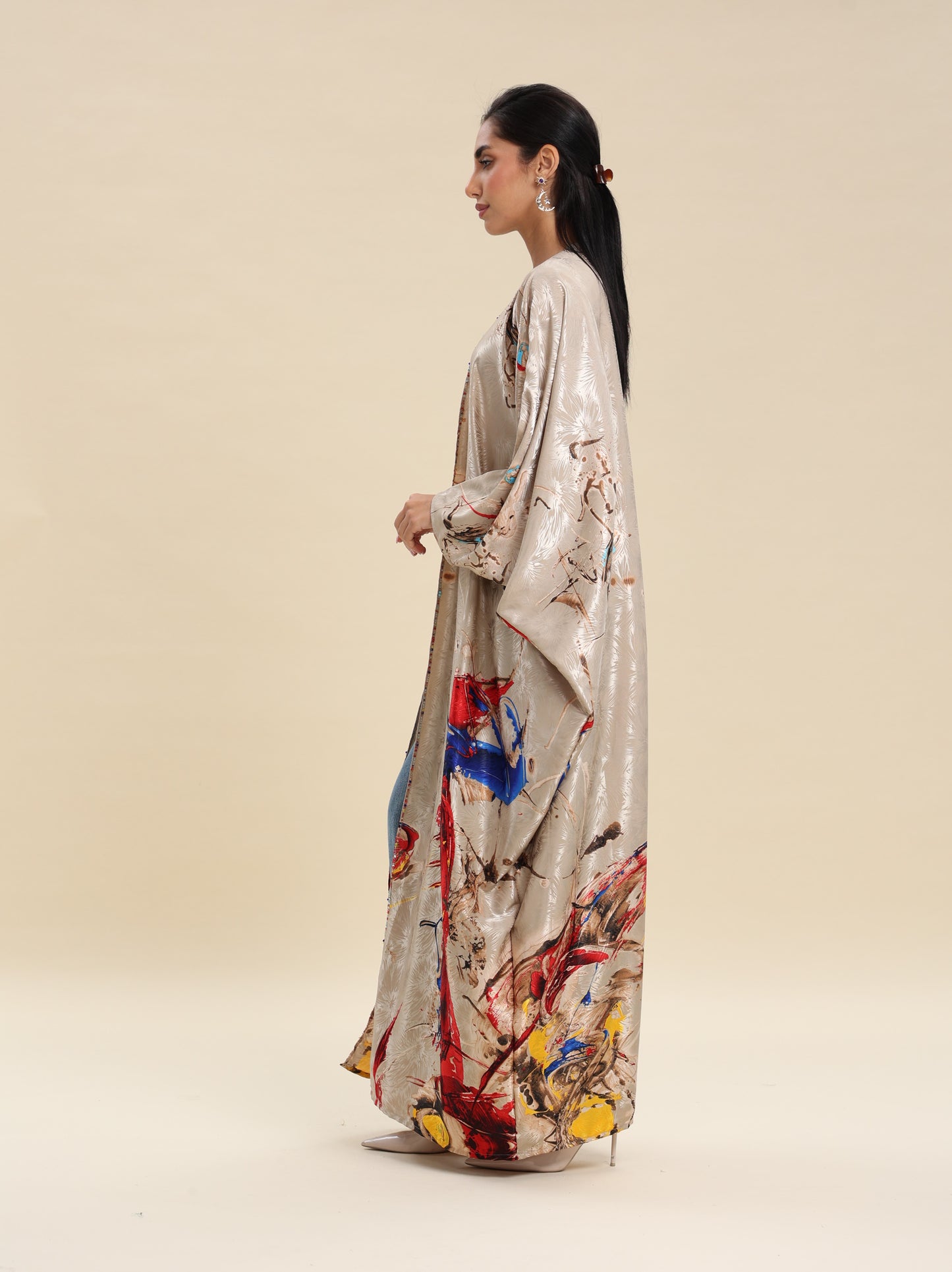 PRINTED SILKY BISHT