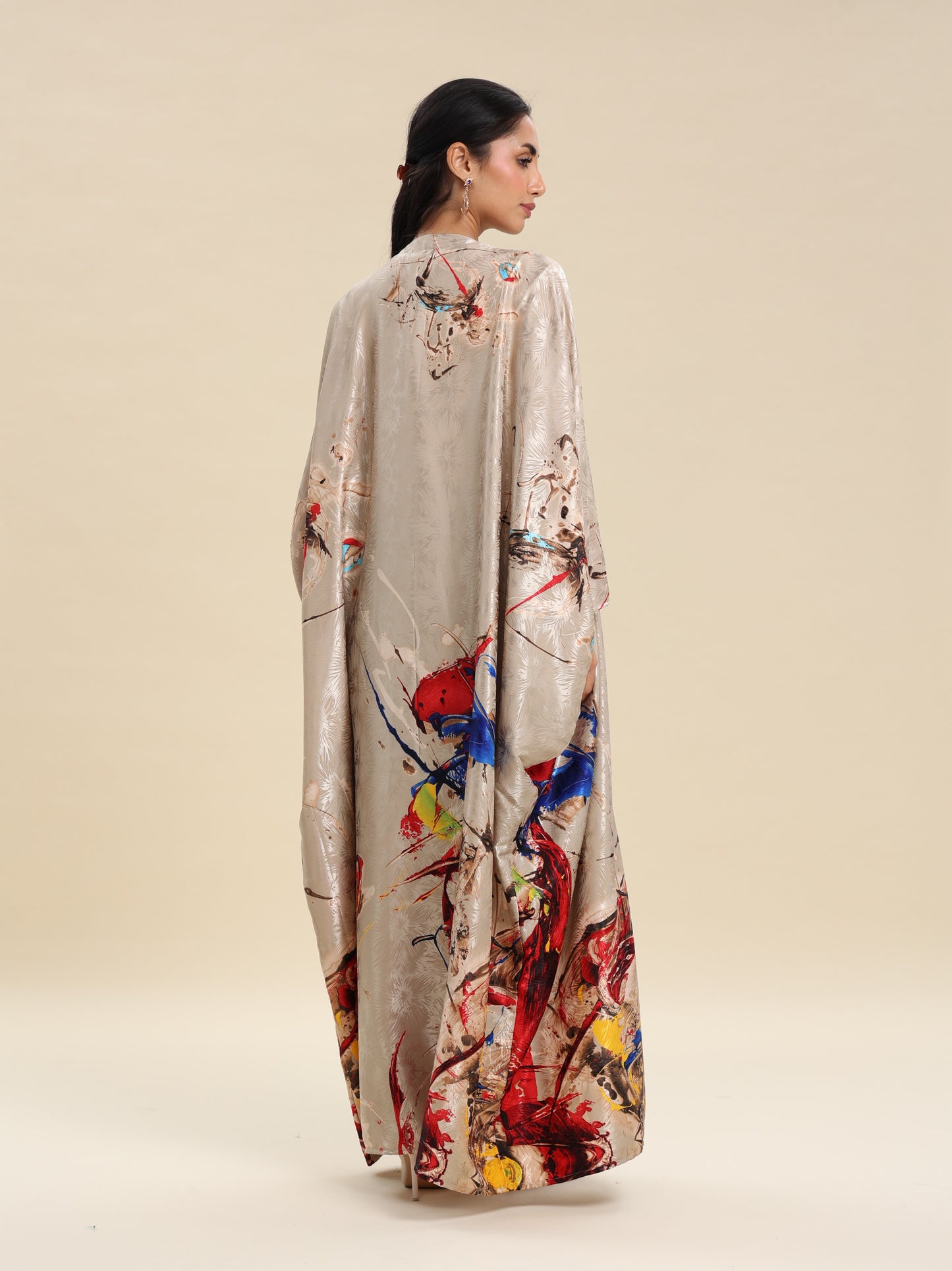 PRINTED SILKY BISHT